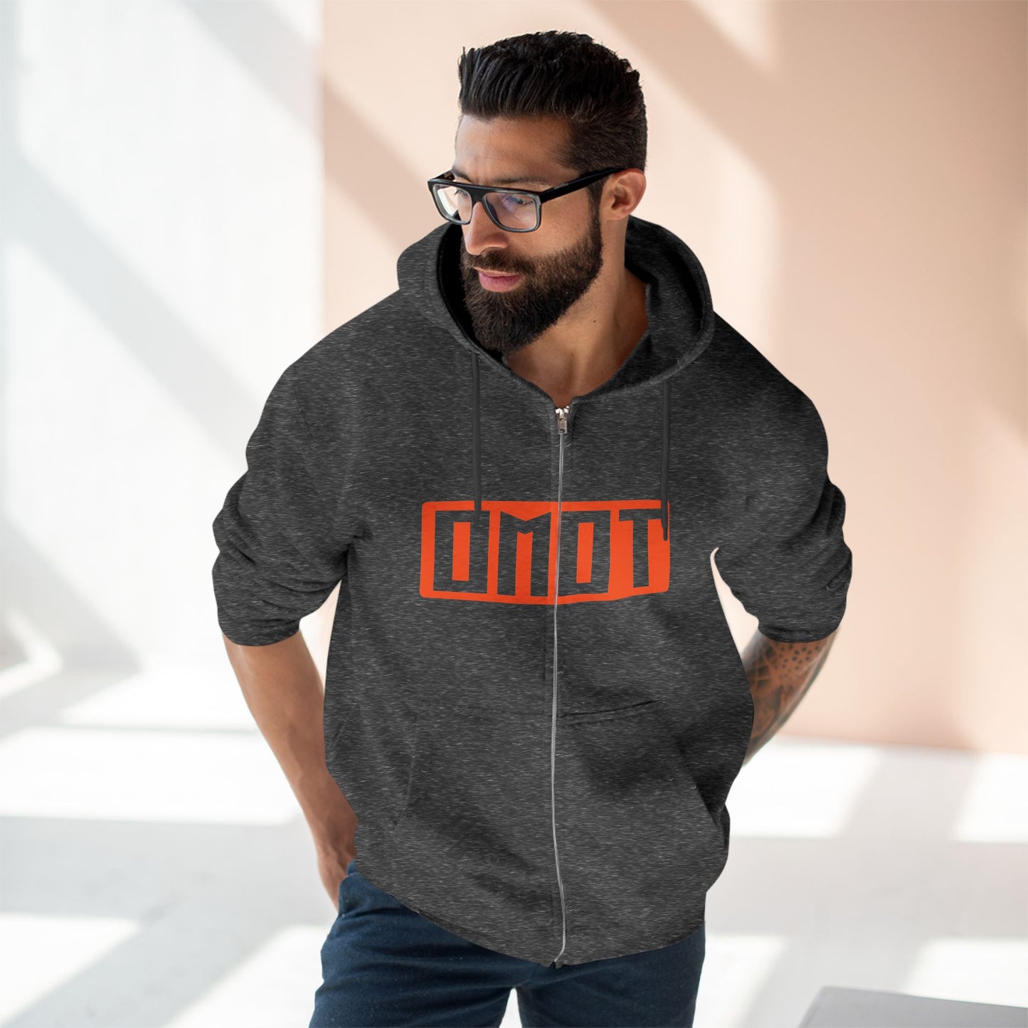 OMOT Street Style Unisex Zip Hoodie
