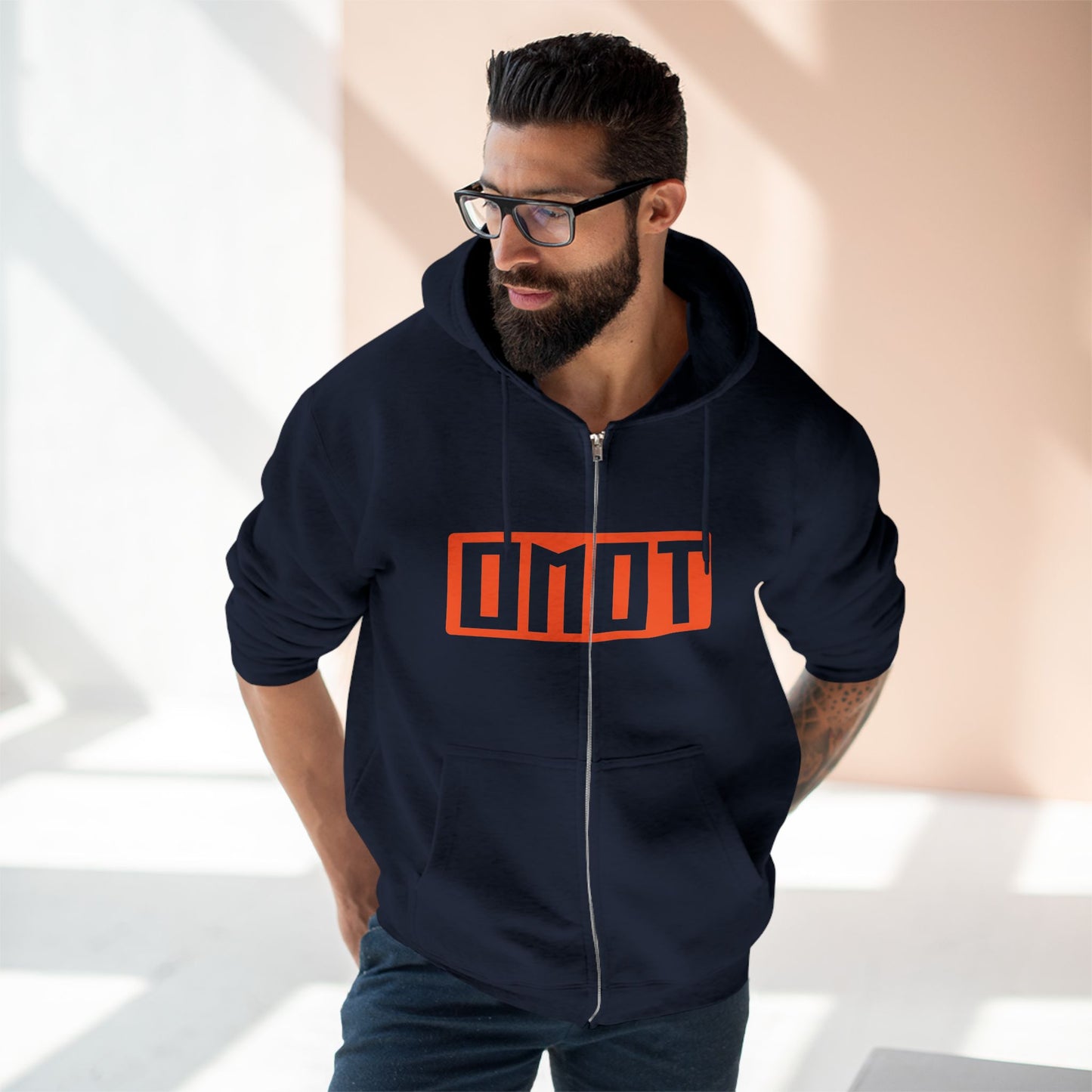OMOT Street Style Unisex Zip Hoodie