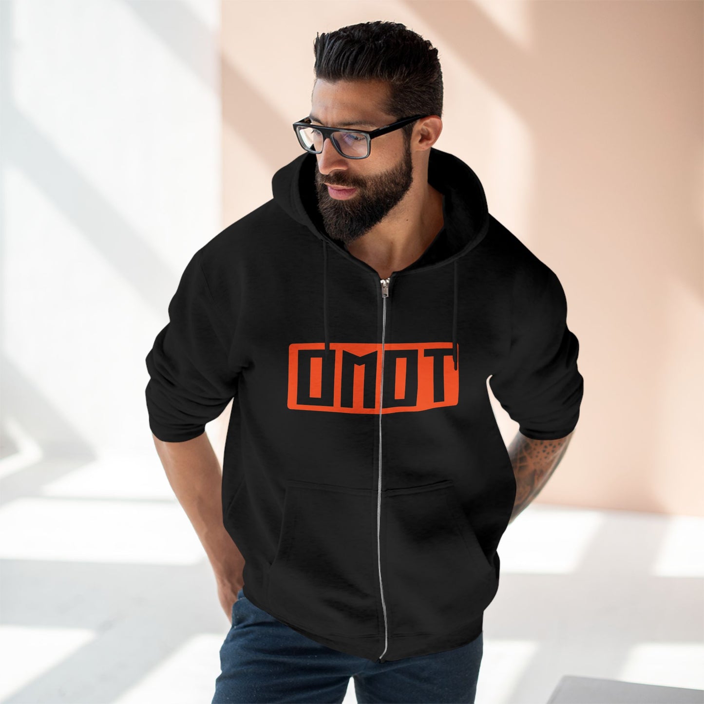 OMOT Street Style Unisex Zip Hoodie